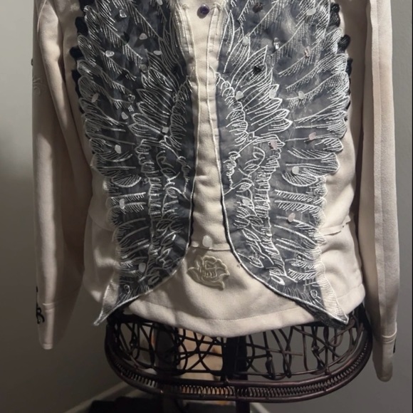Fabulous angel wings jacket with sewed on natural healing crystals. - Picture 2 of 2